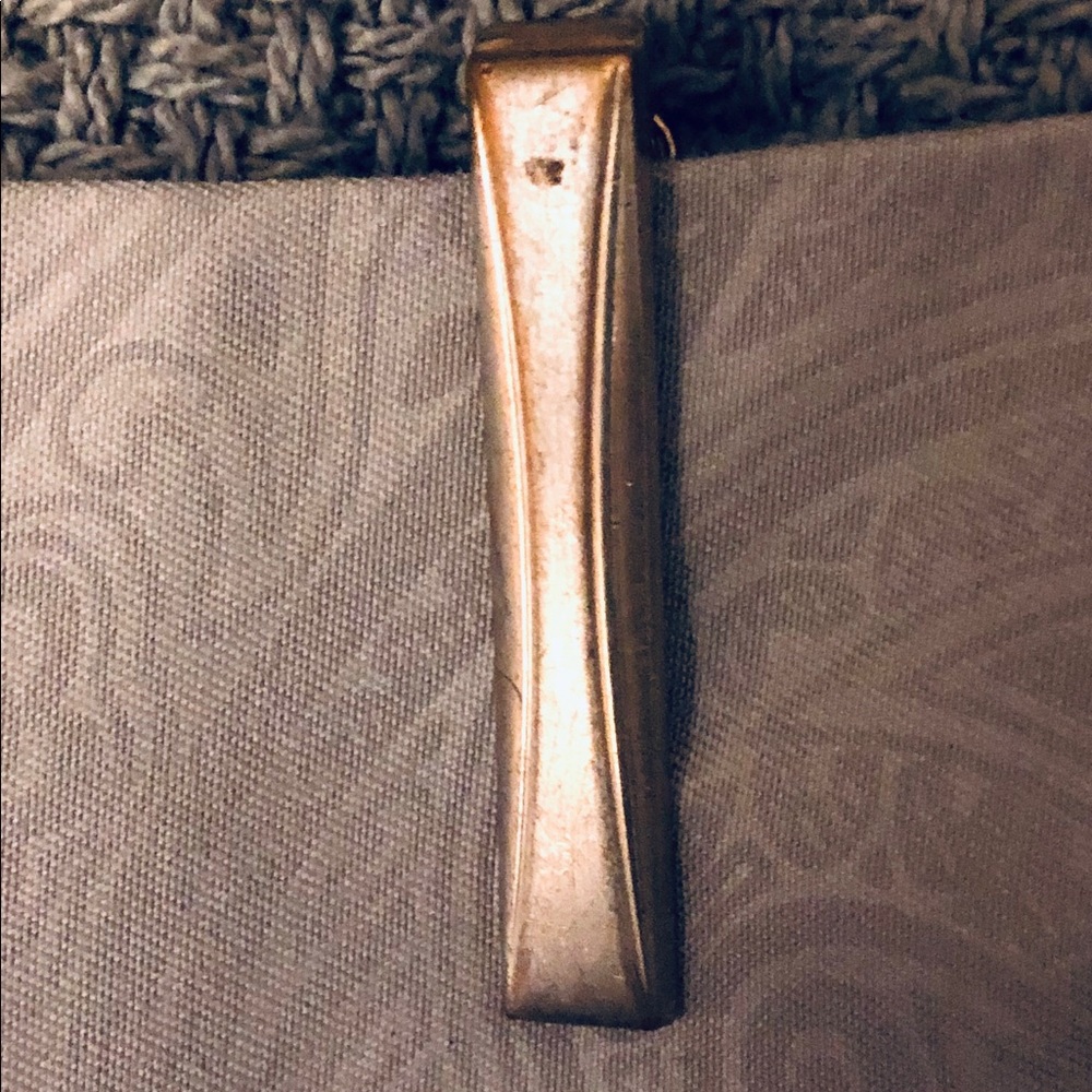 Tie Bar Clip